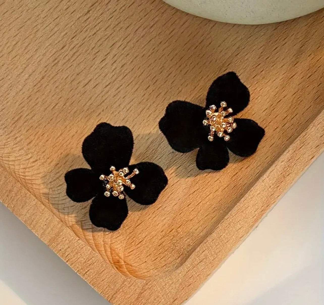 Black Floral Stud Earring